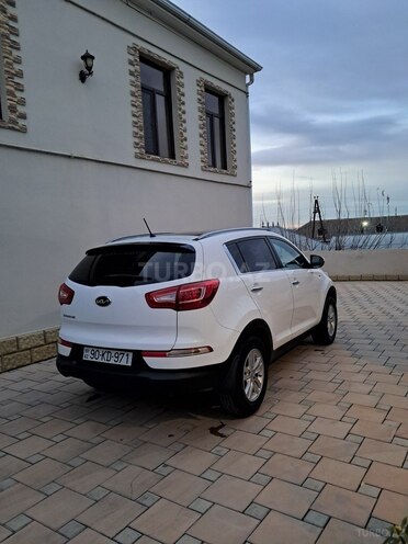 Kia Sportage 2010, 184,000 km - 2.0 л - Qazax