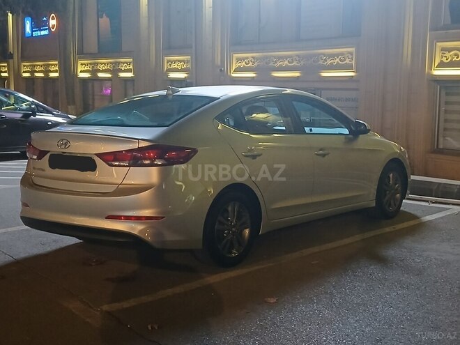 Hyundai Elantra 2018, 118,000 km - 2.0 l - Gəncə