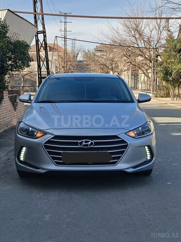Hyundai Elantra 2018, 118,000 km - 2.0 l - Gəncə