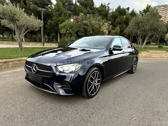 Mercedes E 300 de-3