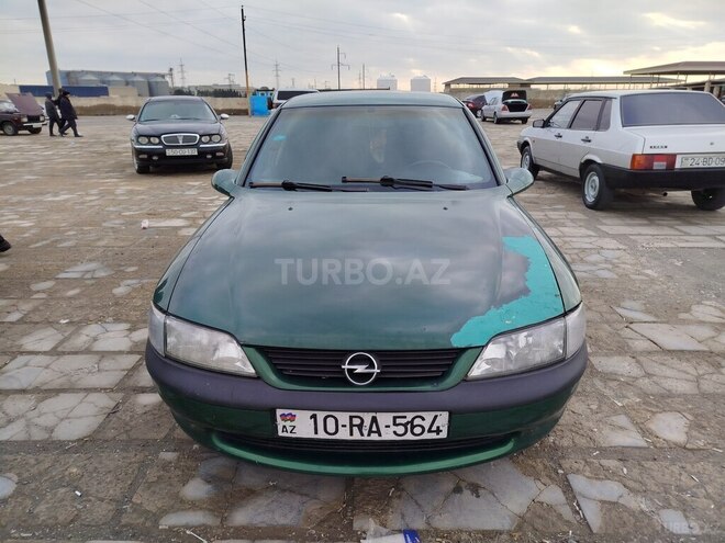 Opel Vectra 1995, 447,441 km - 1.8 л - Qusar