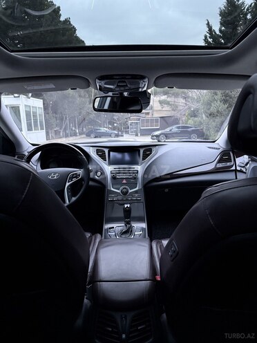 Hyundai Grandeur 2015, 167,800 km - 2.2 l - Bakı