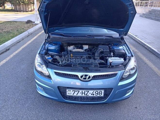 Hyundai i30 2009, 276,000 km - 1.4 l - Ucar