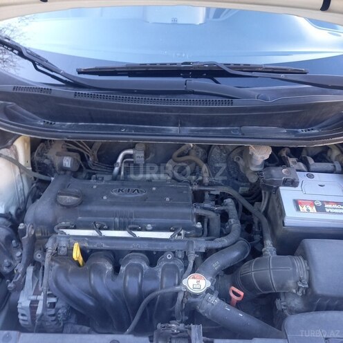 Kia Pride 2014, 135,000 km - 1.4 l - Qazax