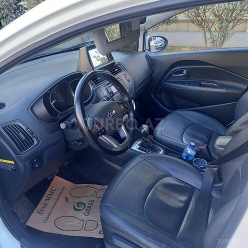 Kia Pride 2014, 135,000 km - 1.4 l - Qazax