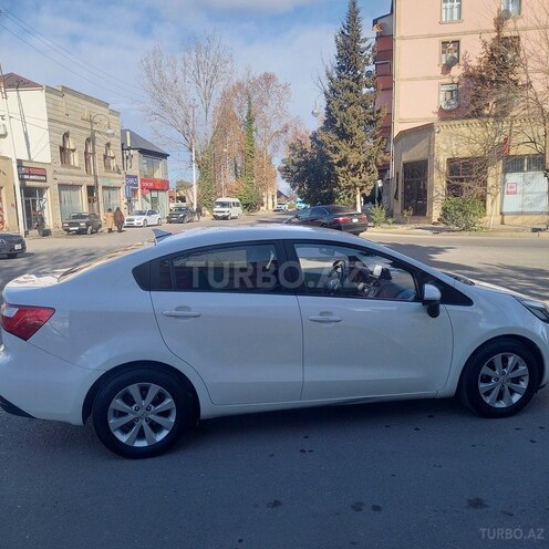 Kia Pride 2014, 135,000 km - 1.4 l - Qazax