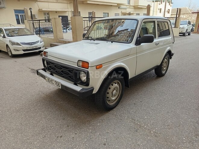 LADA (VAZ) Niva 2010, 228,000 km - 1.7 l - Bakı