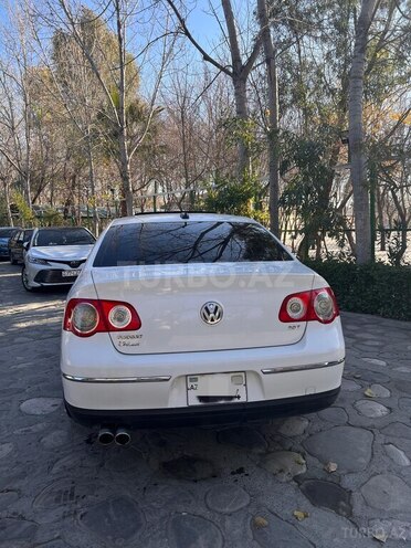 Volkswagen Passat 2005, 330,000 km - 2.0 l - Hacıqabul