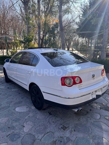 Volkswagen Passat 2005, 330,000 km - 2.0 l - Hacıqabul