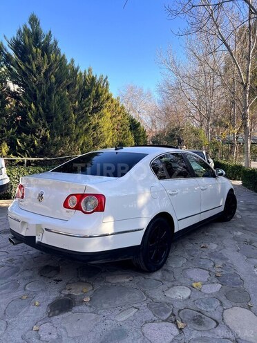Volkswagen Passat 2005, 330,000 km - 2.0 l - Hacıqabul