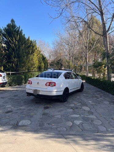 Volkswagen Passat 2005, 330,000 km - 2.0 l - Hacıqabul