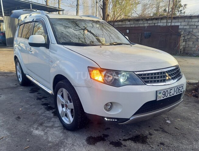 Mitsubishi Outlander 2008, 216,885 km - 3.0 л - Mingəçevir