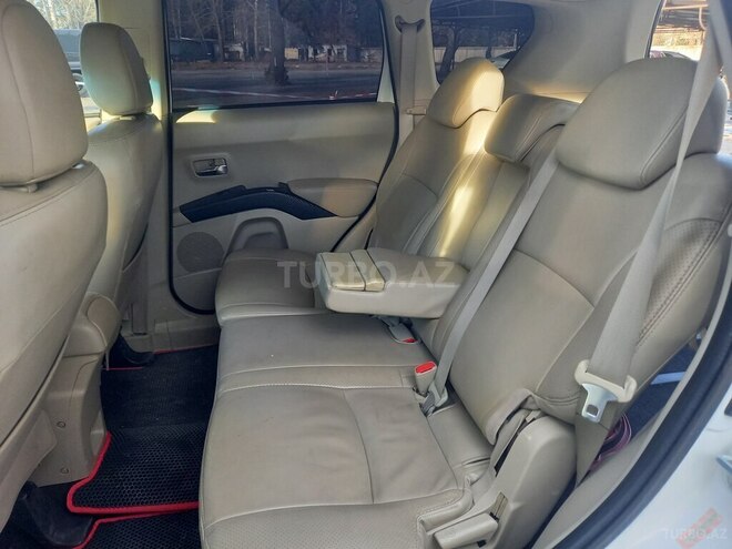 Mitsubishi Outlander 2008, 216,885 km - 3.0 л - Mingəçevir
