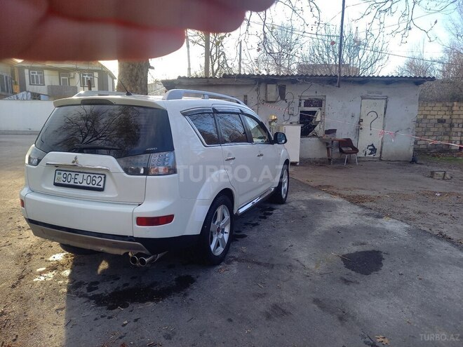 Mitsubishi Outlander 2008, 216,885 km - 3.0 л - Mingəçevir
