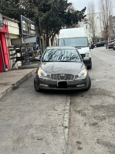 Hyundai Accent 2009, 256,480 km - 1.4 l - Bakı