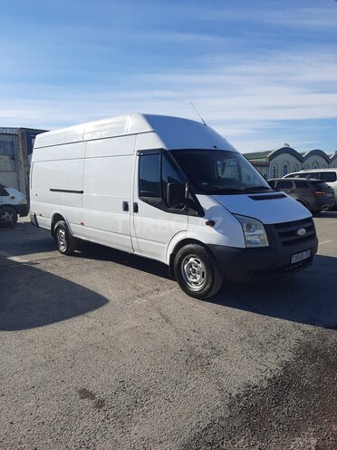 Ford Transit-1