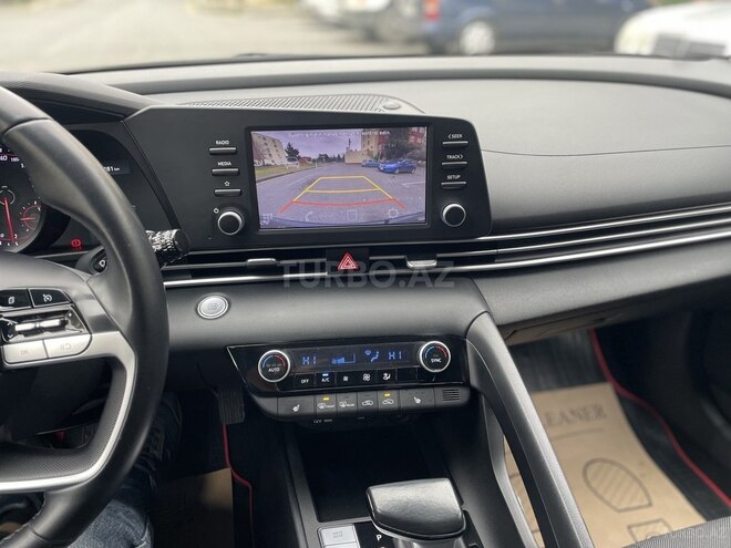Hyundai Elantra 2022, 61,000 km - 1.6 l - Bakı