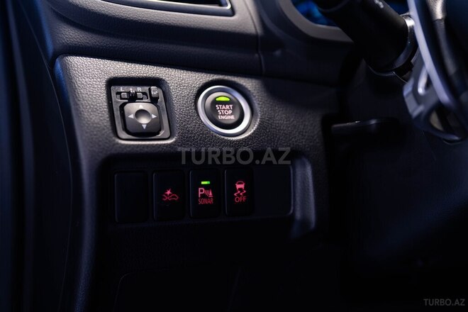 Mitsubishi Pajero Sport-11
