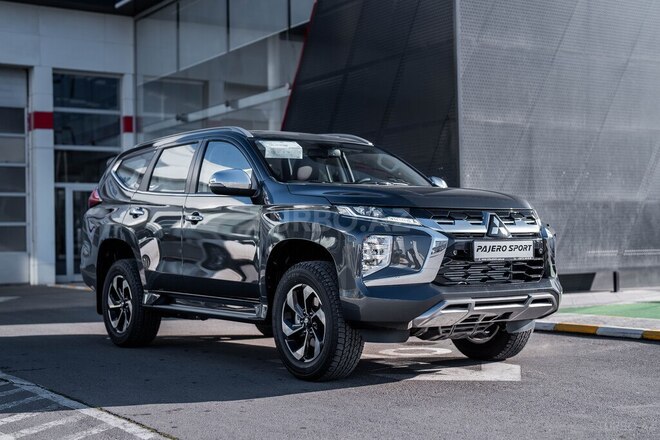 Mitsubishi Pajero Sport-3