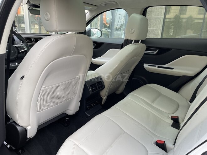 Jaguar F-Pace 2020, 114,745 km - 2.0 л - Bakı