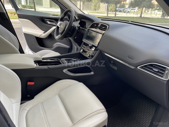 Jaguar F-Pace 2020, 114,745 km - 2.0 л - Bakı