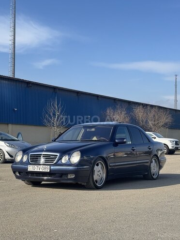 Mercedes E 320 2000, 450,000 km - 3.2 л - Bakı