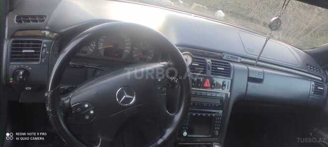 Mercedes E 320 2000, 500,000 km - 3.2 л - Qusar