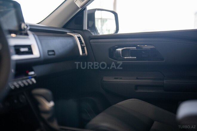 Mitsubishi L200-9