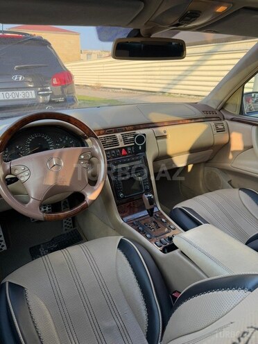 Mercedes E 320 2000, 450,000 km - 3.2 л - Bakı