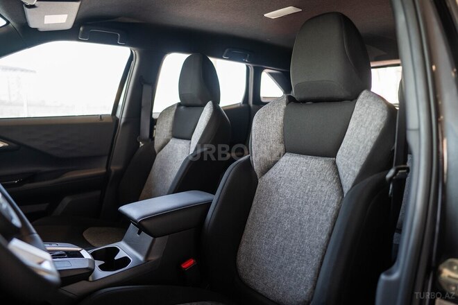 Mitsubishi Outlander Sport-13