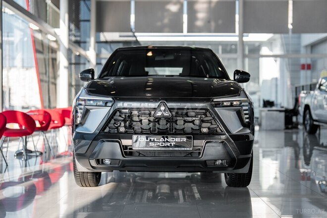 Mitsubishi Outlander Sport-1
