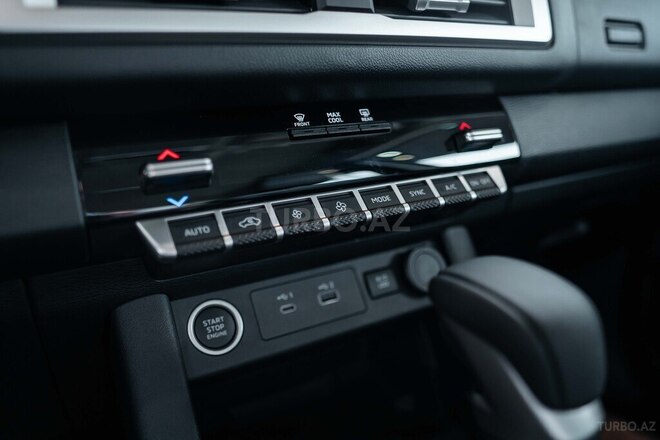 Mitsubishi L200-15