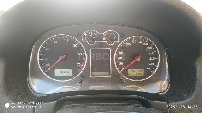 Volkswagen Golf 2000, 258,008 km - 1.6 l - Bakı