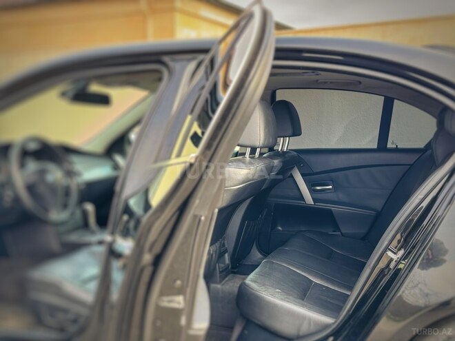 BMW 525 2005, 270,000 km - 2.5 l - Bakı