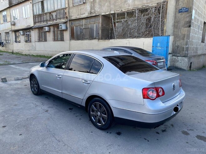 Volkswagen Passat 2005, 283,000 km - 2.0 l - Bakı