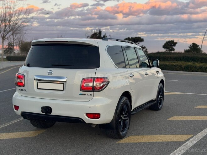 Nissan Patrol 2013, 199,000 km - 5.6 l - Bakı