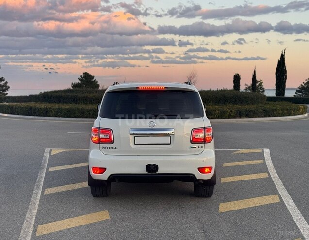 Nissan Patrol 2013, 199,000 km - 5.6 l - Bakı