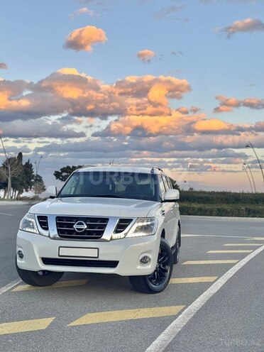 Nissan Patrol 2013, 199,000 km - 5.6 l - Bakı