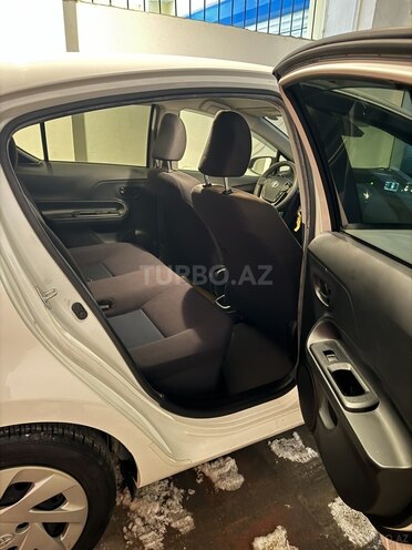 Toyota Aqua 2017, 109,000 km - 1.5 l - Bakı