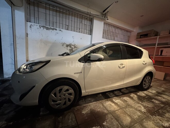 Toyota Aqua 2017, 109,000 km - 1.5 l - Bakı