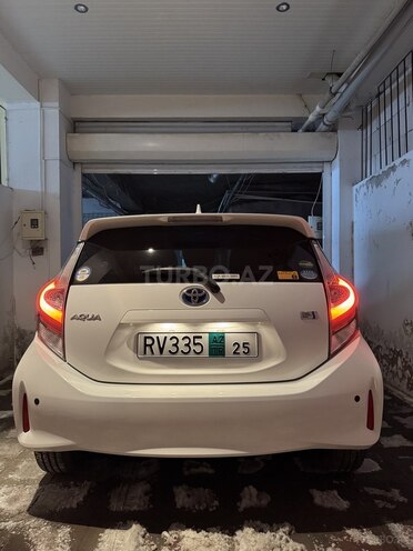 Toyota Aqua 2017, 109,000 km - 1.5 l - Bakı