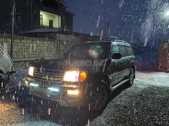 Toyota Land Cruiser 2003, 316,000 km - 4.5 л - Qusar