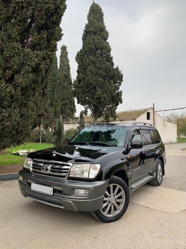 Toyota Land Cruiser 2003, 316,000 km - 4.5 л - Qusar