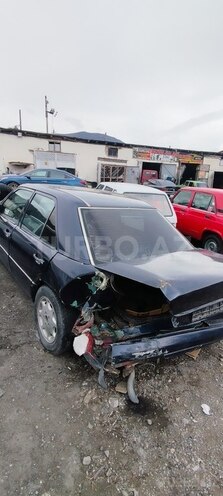 Mercedes E 250 1991, 600,000 km - 2.5 l - Şəki