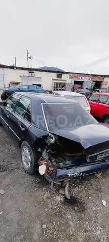 Mercedes E 250 1991, 600,000 km - 2.5 l - Şəki