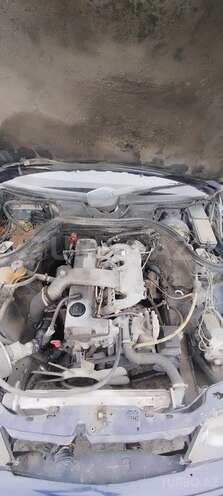 Mercedes E 250 1991, 600,000 km - 2.5 l - Şəki