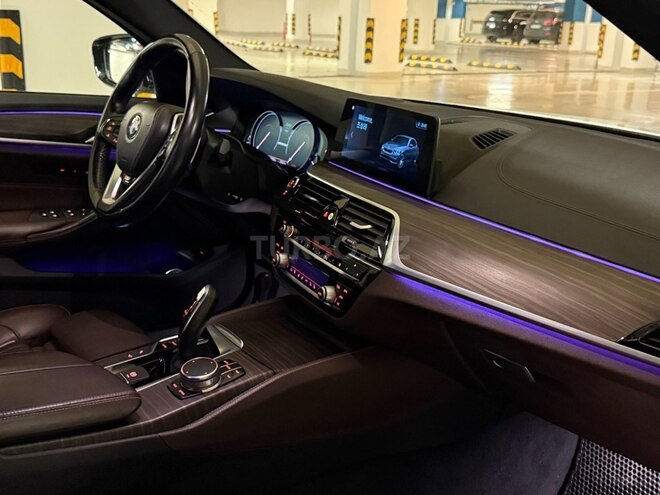 BMW 520 2017, 200,000 km - 2.0 l - Bakı