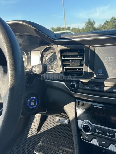 Hyundai Elantra 2019, 125,000 km - 2.0 l - Bakı