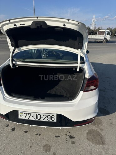 Hyundai Elantra 2019, 125,000 km - 2.0 l - Bakı