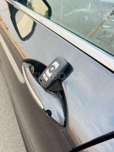 BMW 528 2015, 141,000 km - 2.0 l - Gəncə